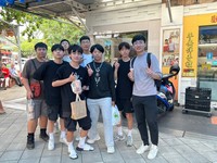日期：112年5月21日(二)
時間：09:00-16:20
內容：本系許淑寬老師於5月21日，帶領大二同學(計68人)前往台南雅聞湖濱療癒森林觀光工廠、黑橋牌香腸博物館參訪。